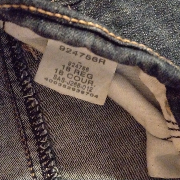 Cabela's Jeans - Picture 3 of 4